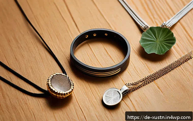 악세서리 브랜드의 지속가능성 향상 방안 - A close-up image of a modern sustainable jewelry collection displayed on a natural wooden surface, f...
